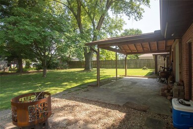 6214 W Main St, Maryville, IL 62062 - photo 3