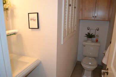 1299 Quechee Main St unit E, Hartford, VT 05001 - photo 6