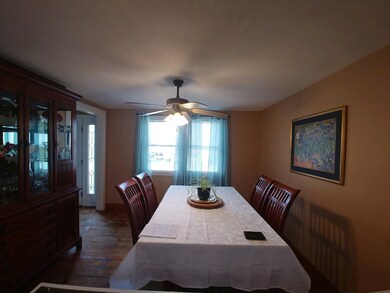 259 N Brookfield Rd, Barre, MA 01005 - photo 6