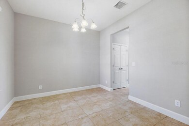 17718 Bright Wheat Dr, Lithia, FL 33547 - photo 5