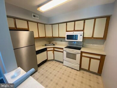 207 Highland Blvd, New Castle, DE 19720 - photo 2