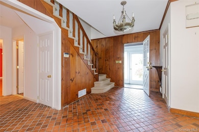 18 Lighthouse Rd, Great Neck, NY 11024 - photo 3