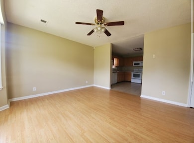 1058 Shadow Ridge Ave, Oak Grove, KY 42262 - photo 2