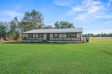14968 Fm 1696 Rd, Bedias, TX 77831 - photo 4