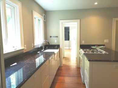 643 Green St, Cambridge, MA 02139 - photo 6