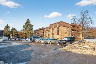 4207 Lakeside Ave N unit 137, Brooklyn Center, MN 55429 - photo 4