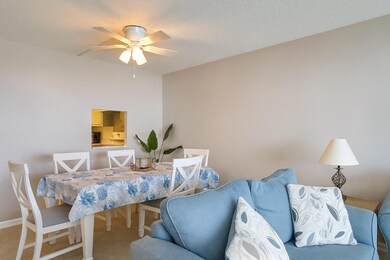Starlight Towers unit 15B, Lauderdale By the Sea, FL 33308 - photo 6