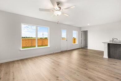 307 Julian Davis Dr, Venus, TX 76084 - photo 5