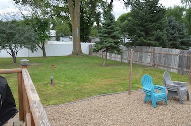 308 7th St, Taylor, NE 68879 - photo 7