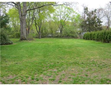 67 Hess Ave, Warwick, RI 02889 - photo 3