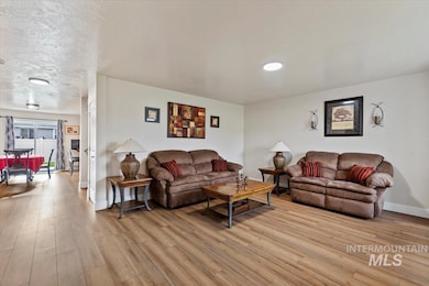 1028 N Star Bright Ln, Star, ID 83669 - photo 6