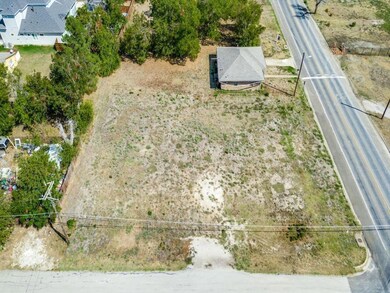 402 E Pecan St, Celina, TX 75009 - photo 2