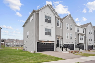 13434 Territorial Cir N, Maple Grove, MN 55369 - photo 3