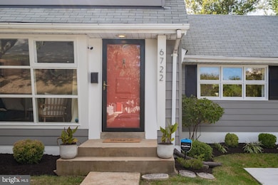 6722 Williams Dr, Alexandria, VA 22307 - photo 3