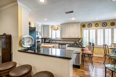 12102 Kimberley Ln, Houston, TX 77024 - photo 5