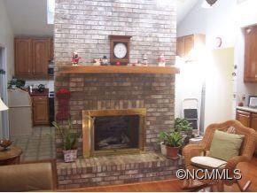 Gas Logs Fireplace - Vent Less