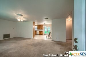 1020 E Humphreys St, Seguin, TX 78155 - photo 4