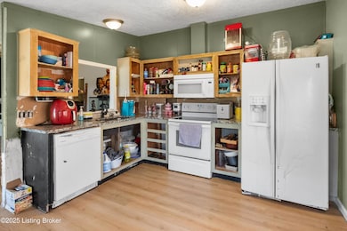 18-14909 Galston Blvd-173
