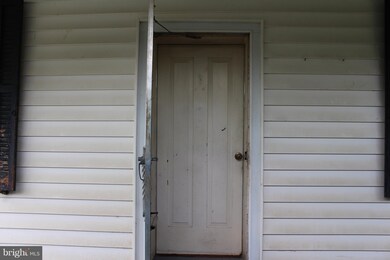 997 Bishop Meade Rd, Millwood, VA 22646 - photo 2