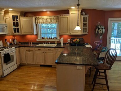 71 E Hill Rd, Brimfield, MA 01010 - photo 4