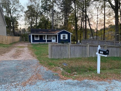 121 Whitfield Rd, Durham, NC 27705 - photo 2