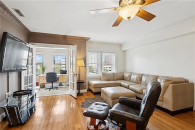 807 W 48th St unit 701, Kansas City, MO 64112 - photo 3