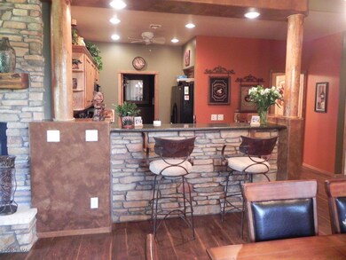 2951 Villa Loop 028