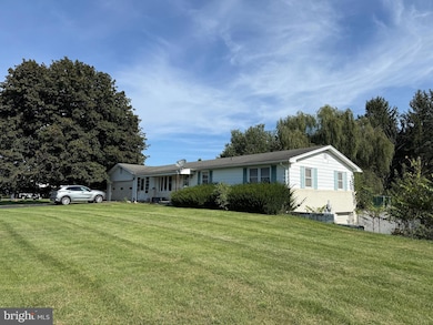 19 Middle Spring Rd, Shippensburg, PA 17257 - photo 2