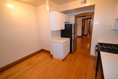 4815 N Oakley Ave unit 3, Chicago, IL 60625 - photo 4