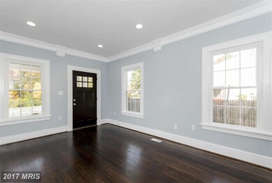 5447 Whitfield Chapel Rd, Lanham, MD 20706 - photo 4