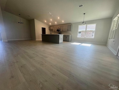 5399 Hidden Pines Cir, Milton, FL 32583 - photo 3