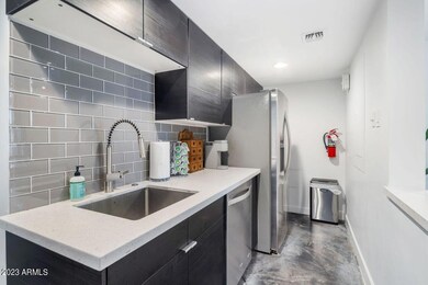 4331 101 Kitchen 21
