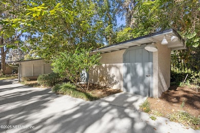 7-web-or-mls-54_6750 Oakwood Dr