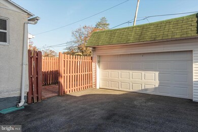 215 Williams Rd, Bryn Mawr, PA 19010 - photo 4