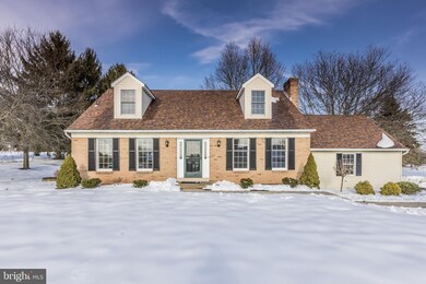 142 W Linfield-Trappe Rd, Royersford, PA 19468 - photo 3