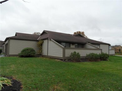 861 Westbury Ln S unit D, Columbus, OH 43228 - photo 2