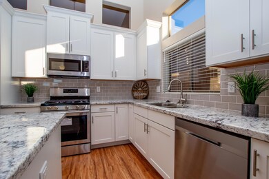 3606 N Desert Oasis-34
