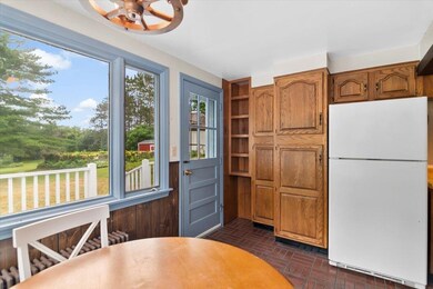 1236 Morgan St, Bennington, VT 05201 - photo 3