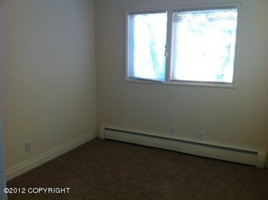 529 W 75th Ave, Anchorage, AK 99518 - photo 5