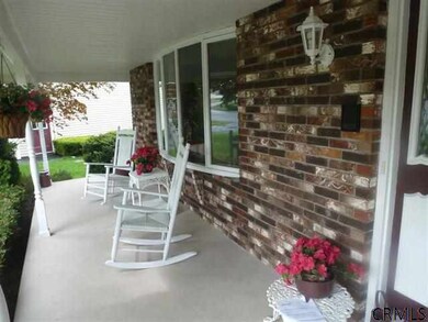 24 Fairway Ln, Schenectady, NY 12304 - photo 3