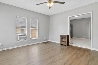 929 Rice St, Denison, TX 75020 - photo 5