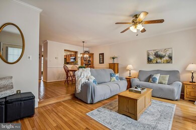 9368 Breamore Ct, Laurel, MD 20723 - photo 4