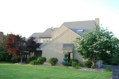 6167 Domarray St, Coopersburg, PA 18036 - photo 5