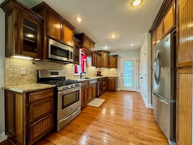 709 NW 6th St, Bentonville, AR 72712 - photo 7