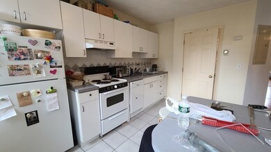 5 Battery St unit 4, Boston, MA 02109 - photo 2