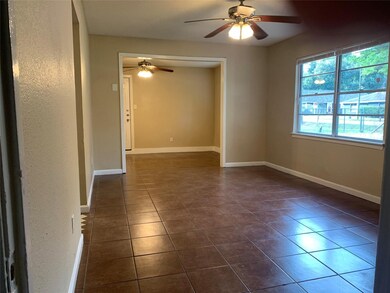 6938 Landor St, Houston, TX 77028 - photo 6