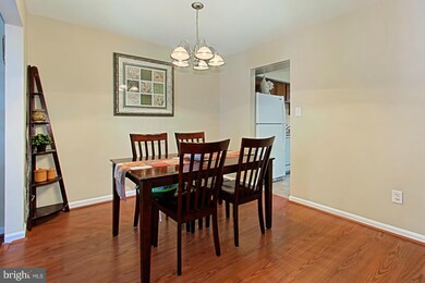 8583 Chester Grove Ct, Springfield, VA 22153 - photo 7