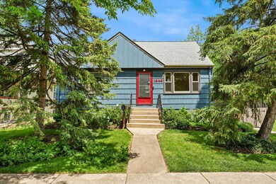 1646 Oakwood Ave, Des Plaines, IL 60016 - photo 2