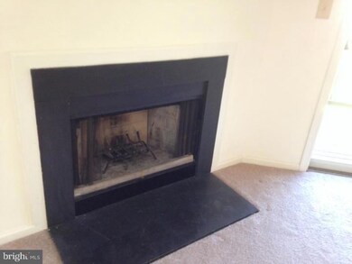 127 Claire Ct, Blackwood, NJ 08012 - photo 2