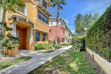 770 Millbrae Ct unit 8, West Palm Beach, FL 33401 - photo 3